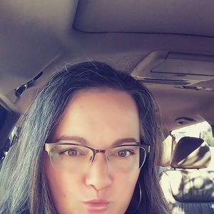 Meet your Posher, Shawna